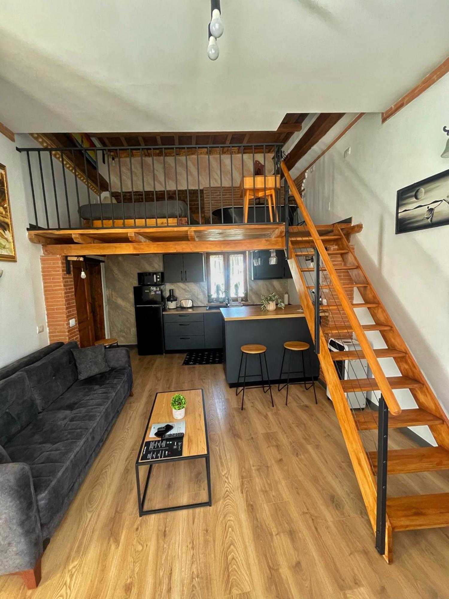 Marco'S Studio Fagaras Exterior photo